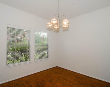18314 Fairwood Meadow Court - Photo Thumbnail 2