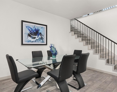2421 Mar Vista Lane - Photo Thumbnail 13