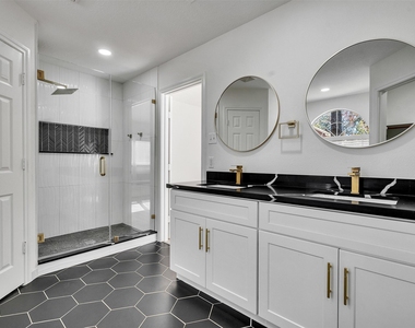 206 Doncaster Street - Photo Thumbnail 29