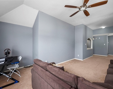 16315 Scotch Hollow Lane - Photo Thumbnail 29
