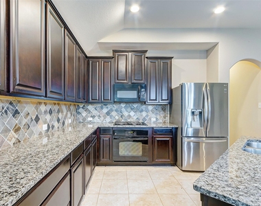 9419 Sparrow Creek Court - Photo Thumbnail 2