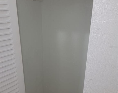 1216 Kennedy Road - Photo Thumbnail 4