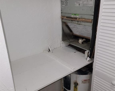 1216 Kennedy Road - Photo Thumbnail 13
