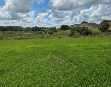 576 Cantabria Drive - Photo Thumbnail 25