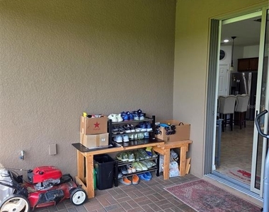 576 Cantabria Drive - Photo Thumbnail 23