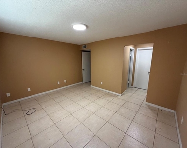 7513 Abonado Rd - Photo Thumbnail 4