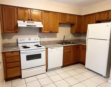 37240 Embassy Park Lane - Photo Thumbnail 2