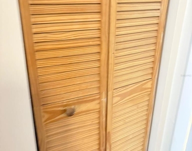 701 S Madison Avenue - Photo Thumbnail 7