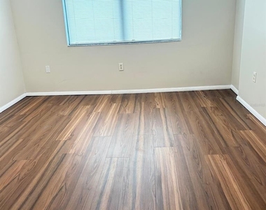 701 S Madison Avenue - Photo Thumbnail 12