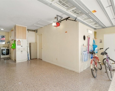 7940 3rd Street N - Photo Thumbnail 21
