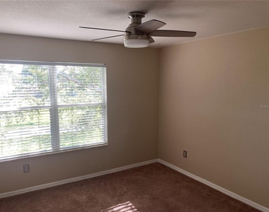 2533 Harn Boulevard - Photo Thumbnail 12