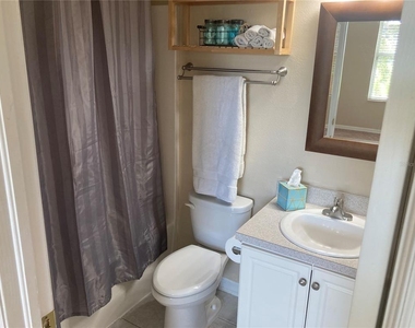 2533 Harn Boulevard - Photo Thumbnail 11