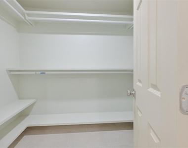 1161 Howard Street - Photo Thumbnail 15
