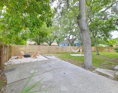 1161 Howard Street - Photo Thumbnail 2