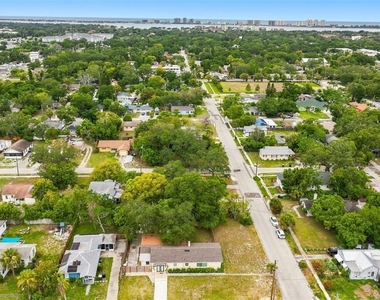 1161 Howard Street - Photo Thumbnail 4