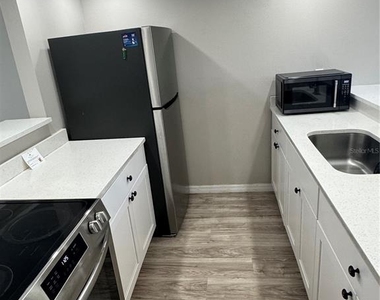 7195 E Bank Drive - Photo Thumbnail 4