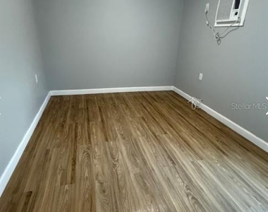 962 19 Avenue S - Photo Thumbnail 7