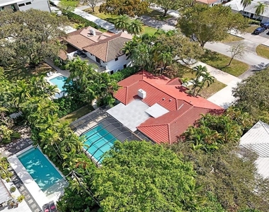 1247 Ne 101st Street - Photo Thumbnail 4