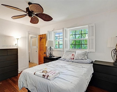 1247 Ne 101st Street - Photo Thumbnail 24
