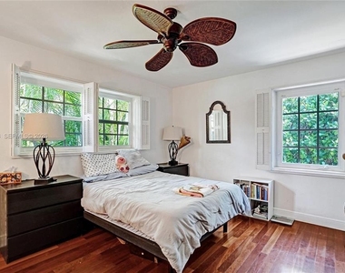 1247 Ne 101st Street - Photo Thumbnail 25