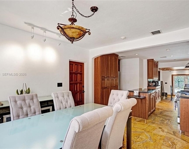 1247 Ne 101st Street - Photo Thumbnail 16