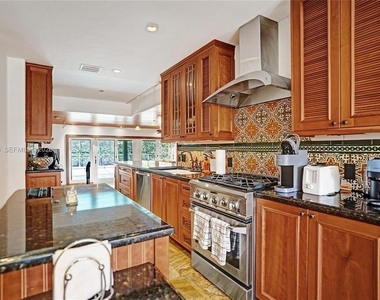1247 Ne 101st Street - Photo Thumbnail 12