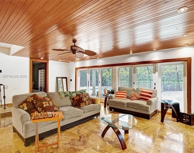1247 Ne 101st Street - Photo Thumbnail 34