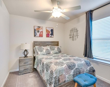 5443 Elmview Crossing - Photo Thumbnail 23