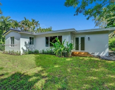 630 Ne 52nd Terrace - Photo Thumbnail 19