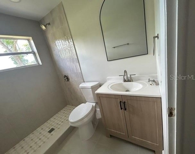 6617 27th Way N - Photo Thumbnail 22