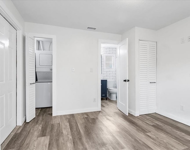 6008 N Tampa Street - Photo Thumbnail 19