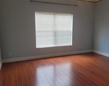 20722 Great Laurel Avenue - Photo Thumbnail 12