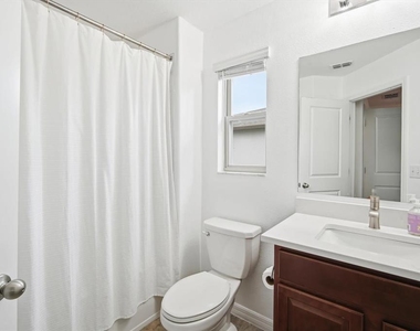 7656 Ginger Lily Court - Photo Thumbnail 14
