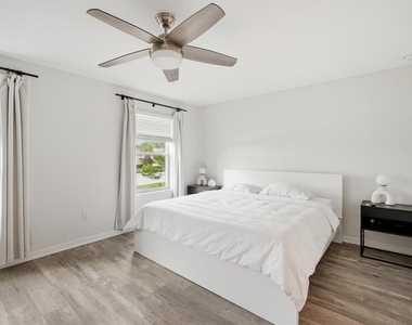 7656 Ginger Lily Court - Photo Thumbnail 17
