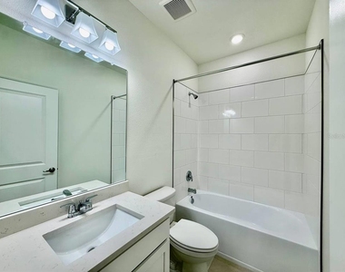 6404 Jensen View Avenue - Photo Thumbnail 32