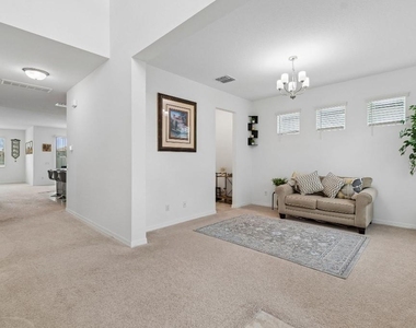 16011 Sonoma Grove Circle - Photo Thumbnail 7