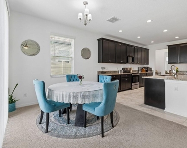 16011 Sonoma Grove Circle - Photo Thumbnail 9
