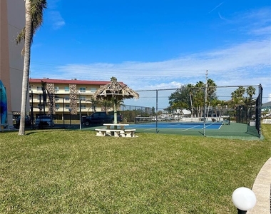 51 Island Way - Photo Thumbnail 41