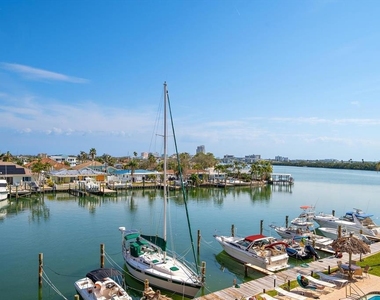 51 Island Way - Photo Thumbnail 36