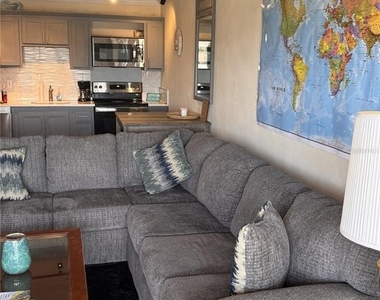 51 Island Way - Photo Thumbnail 11