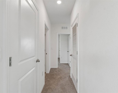 8454 Ender Hills Drive - Photo Thumbnail 46