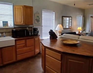 1209 Bay Palm Boulevard - Photo Thumbnail 6