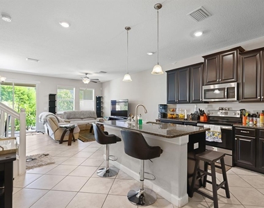 6629 Rocky Park Street - Photo Thumbnail 2