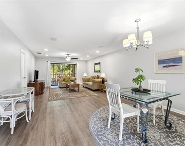 101 Lake Avenue Ne - Photo Thumbnail 3