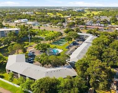 101 Lake Avenue Ne - Photo Thumbnail 39