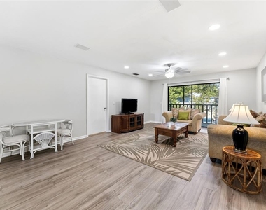 101 Lake Avenue Ne - Photo Thumbnail 8