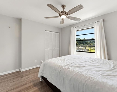 101 Lake Avenue Ne - Photo Thumbnail 31