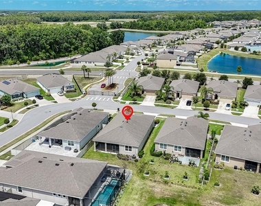 1092 Pipestone Place - Photo Thumbnail 5