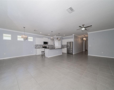 1092 Pipestone Place - Photo Thumbnail 26