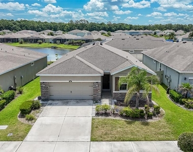 1092 Pipestone Place - Photo Thumbnail 3